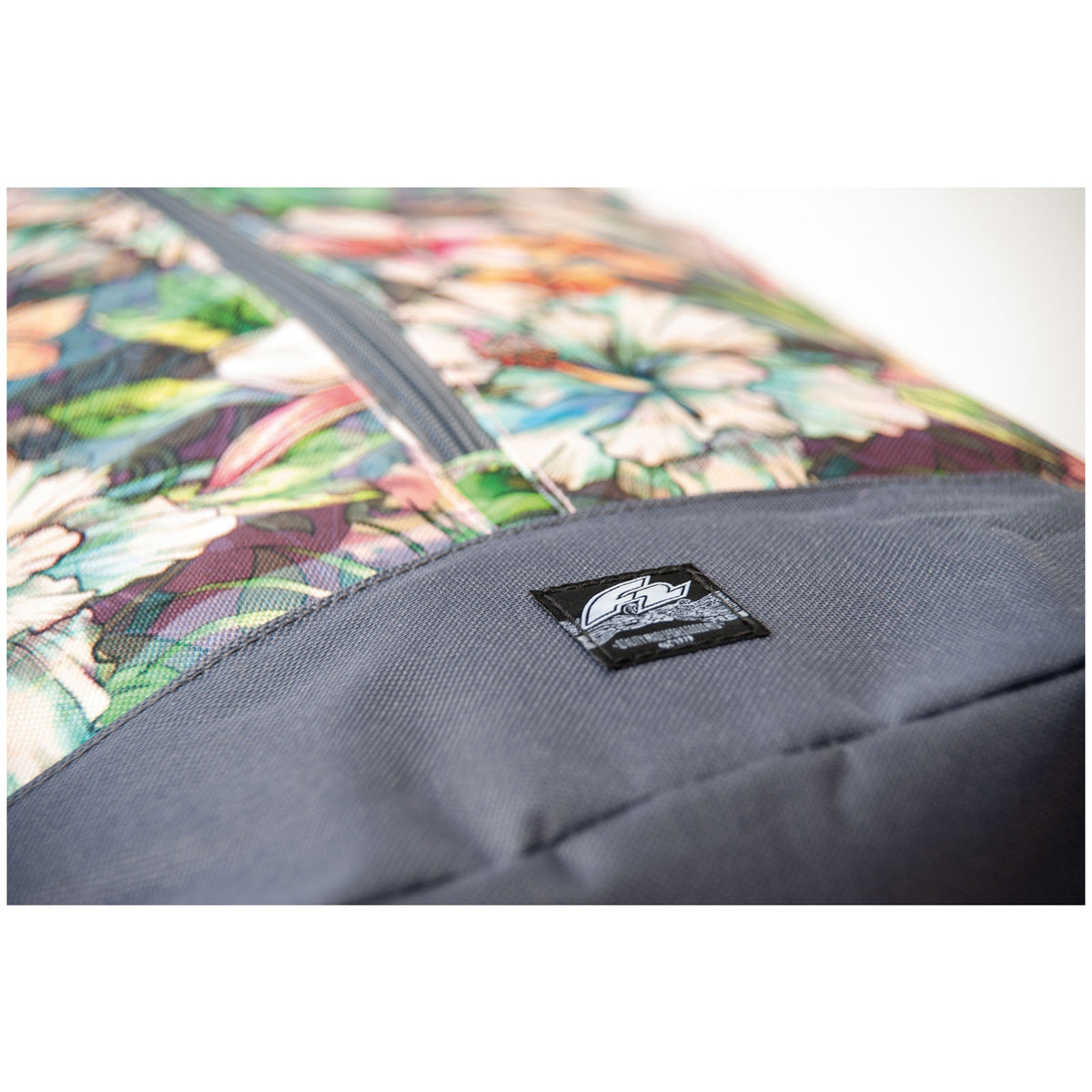 F2 Settler Backpack Bag 23 L Happiness