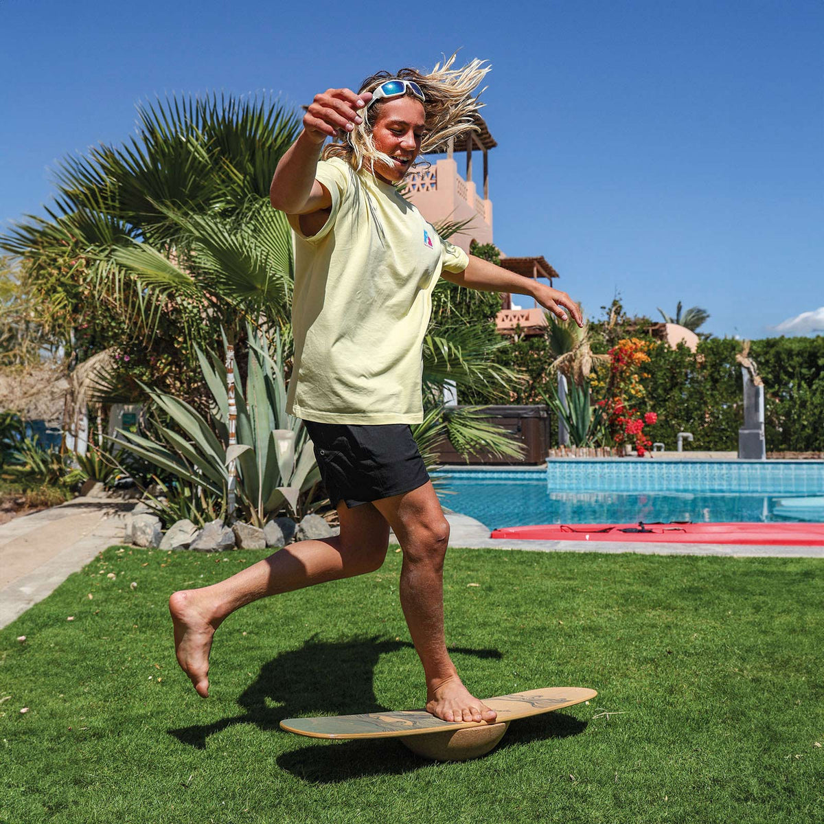 F2 Set Balance Board Peanut 86x32cm mit Korkrolle